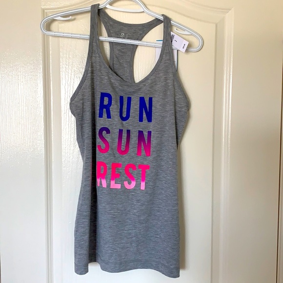 Brand new Gap tank top - Picture 1 of 3